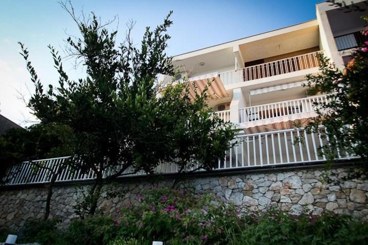 Apartments Kalaba - Dalma I Podaca Esterno foto